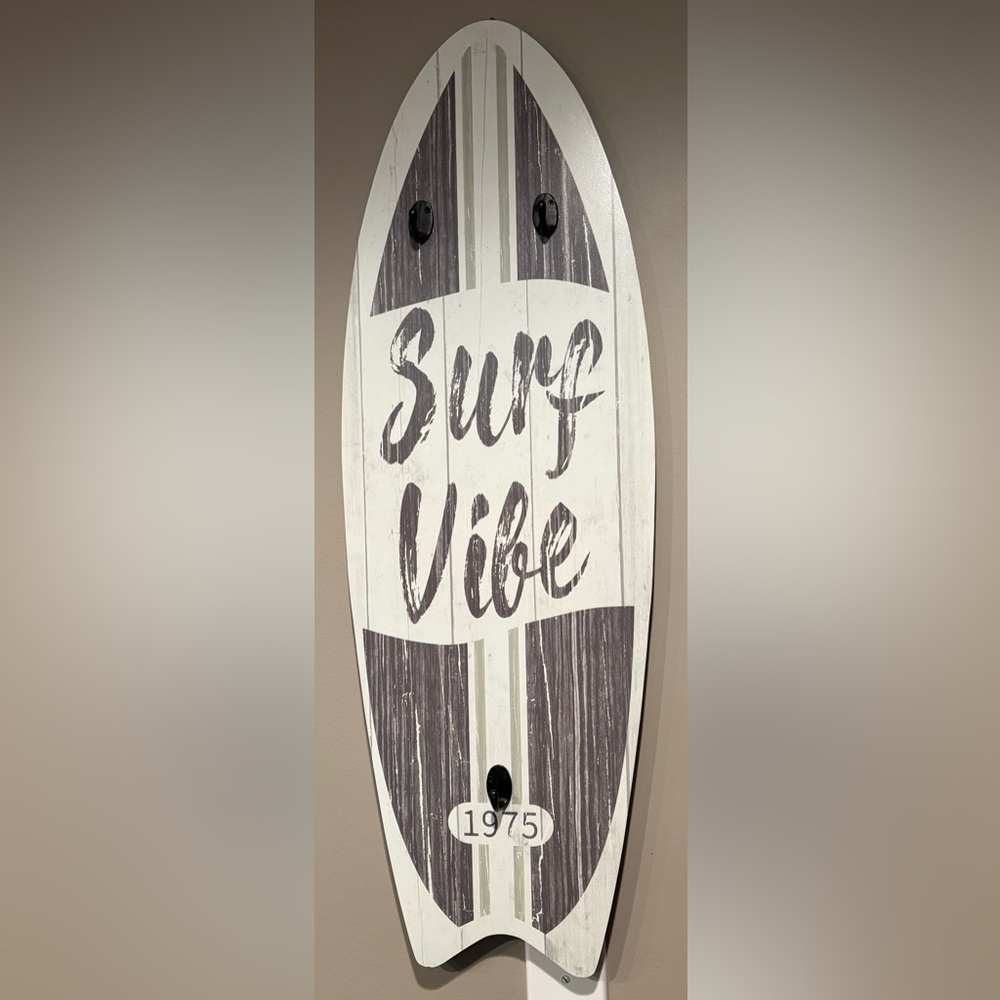 Surf Vibe Wall Art with 3 Hooks